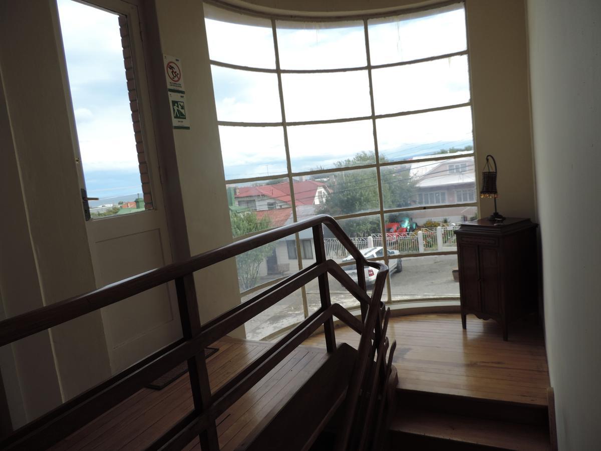 Hostal Oro Fueguino Punta Arenas Ngoại thất bức ảnh